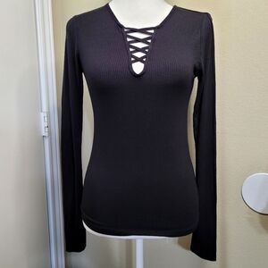 Aeropostal Size Small, Black Long Sleeves Blouse